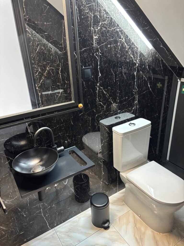 Apartamento Terraço – Casa de banho | Casa do Cachucho, Horta