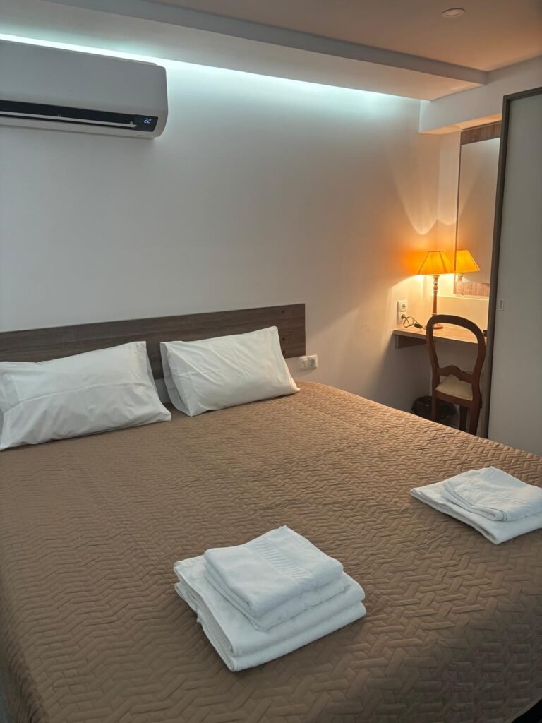 Apartamento Loft – Quarto com cama de casal | Casa do Cachucho, Horta