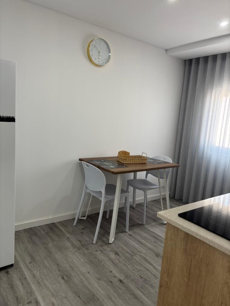 Apartamento Loft – Zona de refeições | Casa do Cachucho, Horta